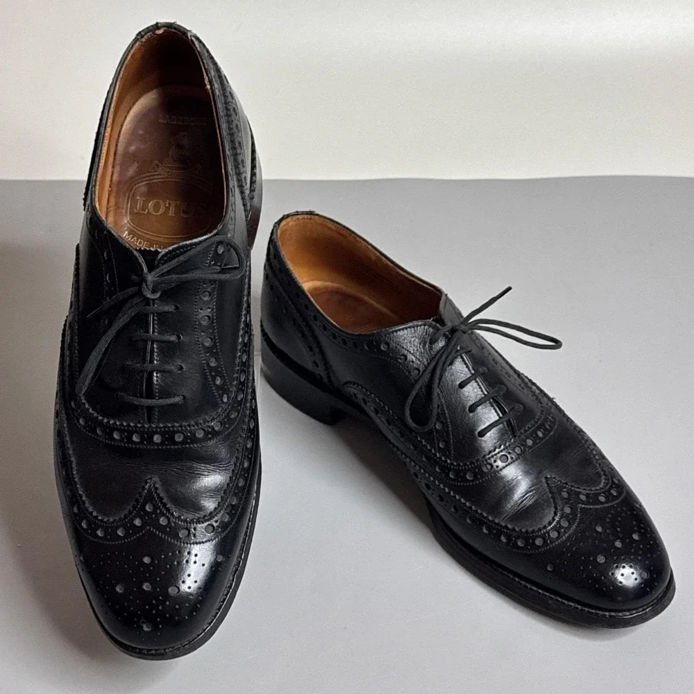 Vintage Lotus Ladbroke Wingtip Oxfords UK 8 EX (US 9) England Northampton Bench